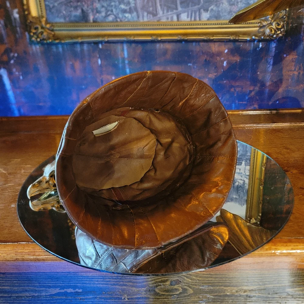 Vintage leather patch bucket hat - Picture 4 of 5